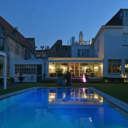 Casa Romantico Bed and Breakfast 4*